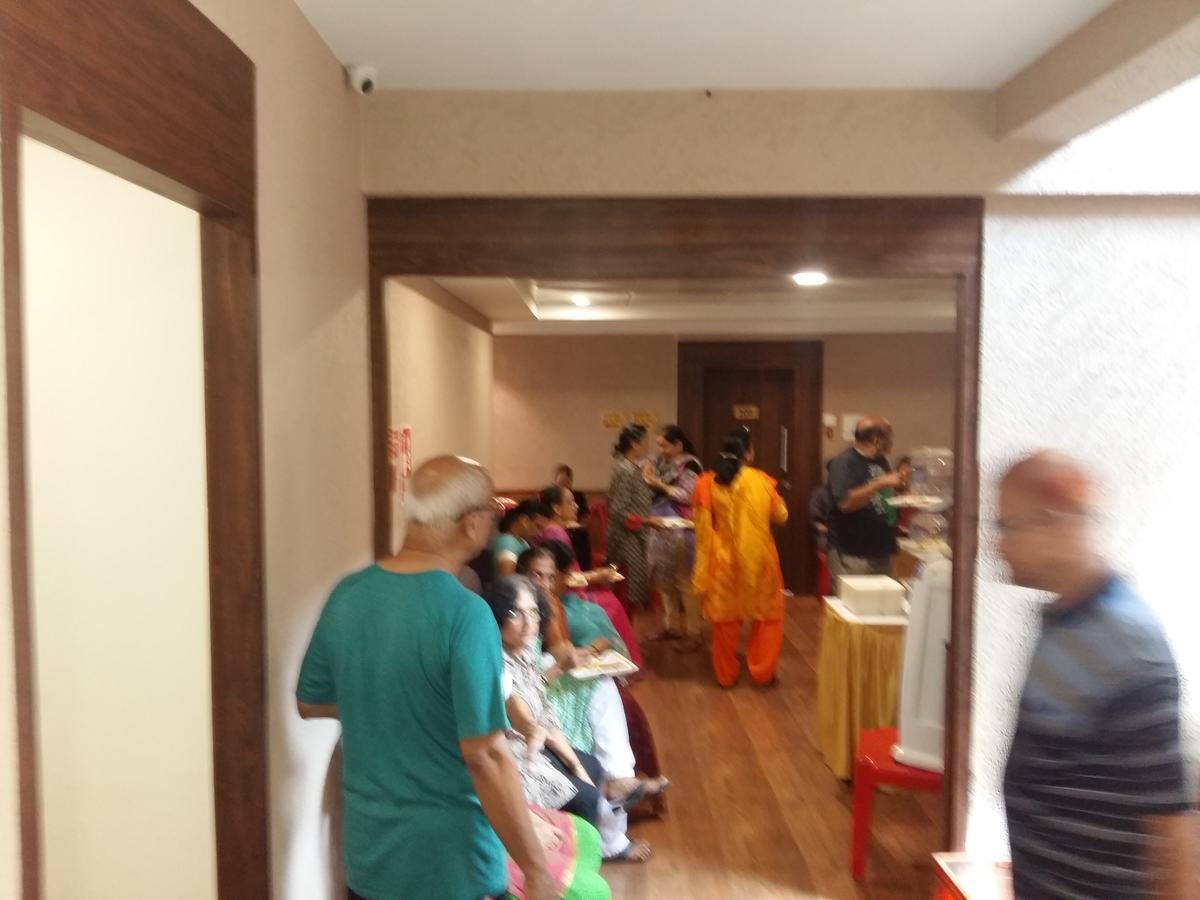 Hotel Maratha Residency Ratnāgiri Exteriör bild